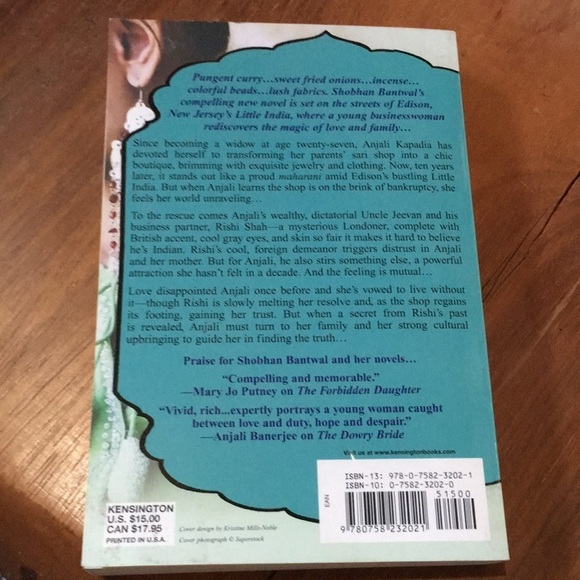 The Sari shop widow Shobhan Bantwal book novel - Picture 3 of 4